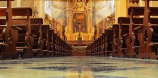 Off-Duty Cop Saves Lives At Church